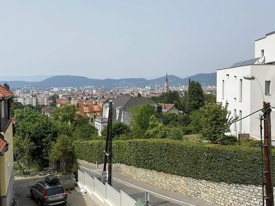 Retrowohnung Im Herzen Von Graz 0*,  Austria
