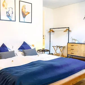 Modern Close To Congress Center, Tu-uni And Center With Netflix! Apartment