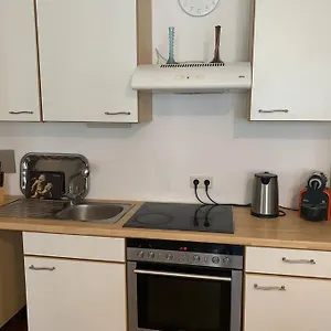 Kleine Im Zentrum Apartment