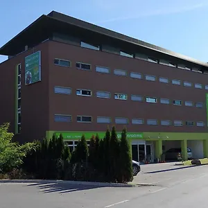 3* Hotell Greenrooms